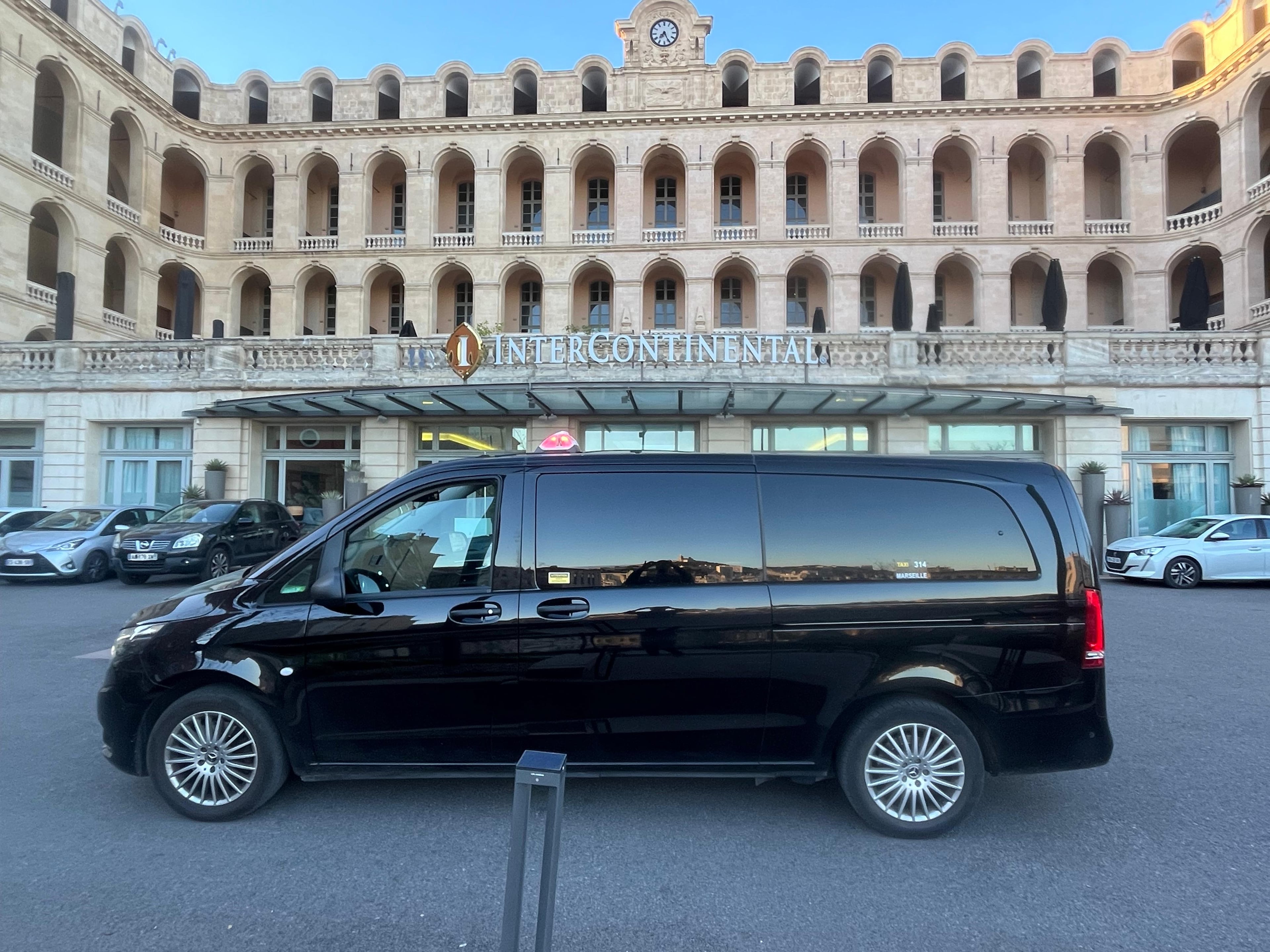 Taxi Marseille — centre-ville et cours urbains